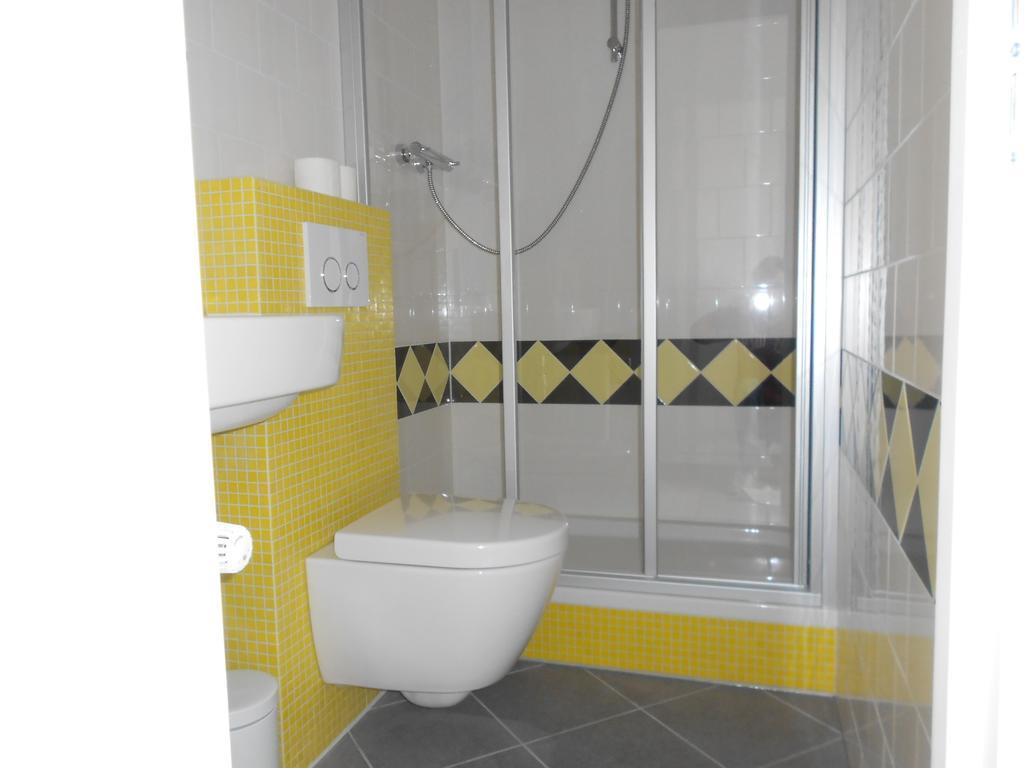 Pension Sissi Zandvoort Kamer foto