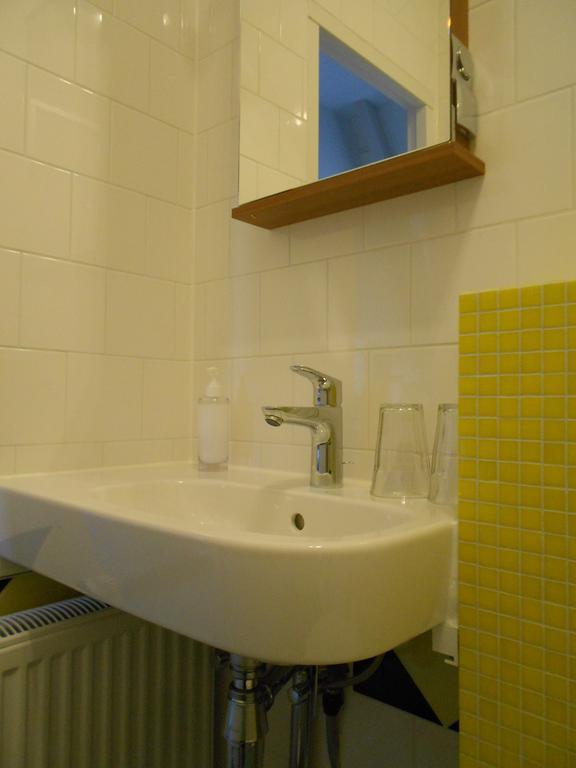 Pension Sissi Zandvoort Kamer foto